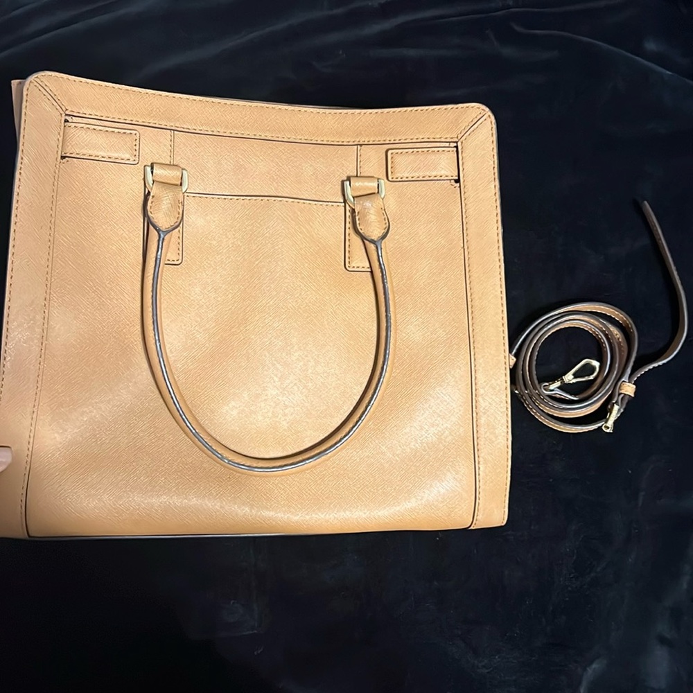 Michael Kors Dillon Tote Satchel Bag Camel Brown - Picture 5 of 6